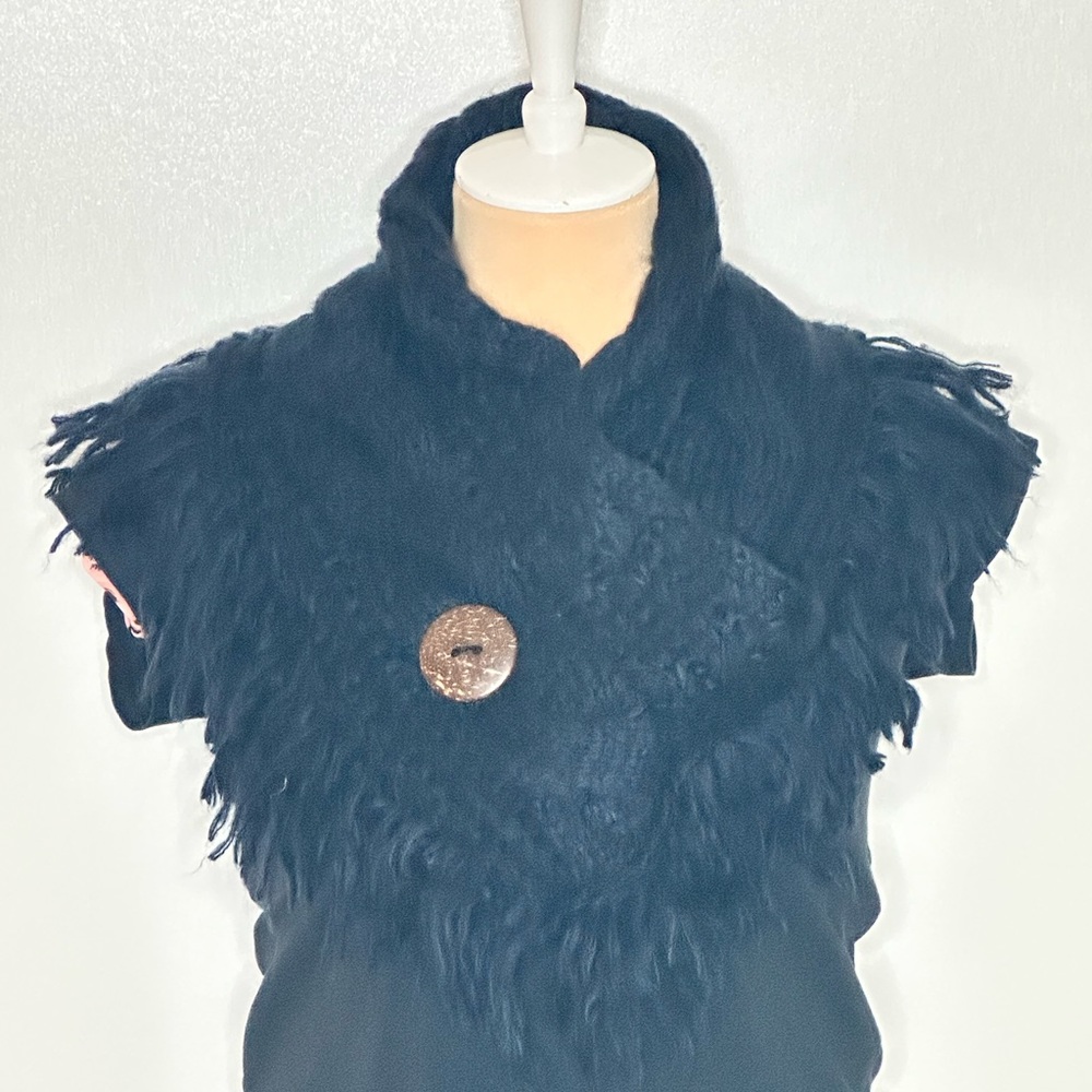 NWOT Navy Button Infinity Scarf - Picture 7 of 12